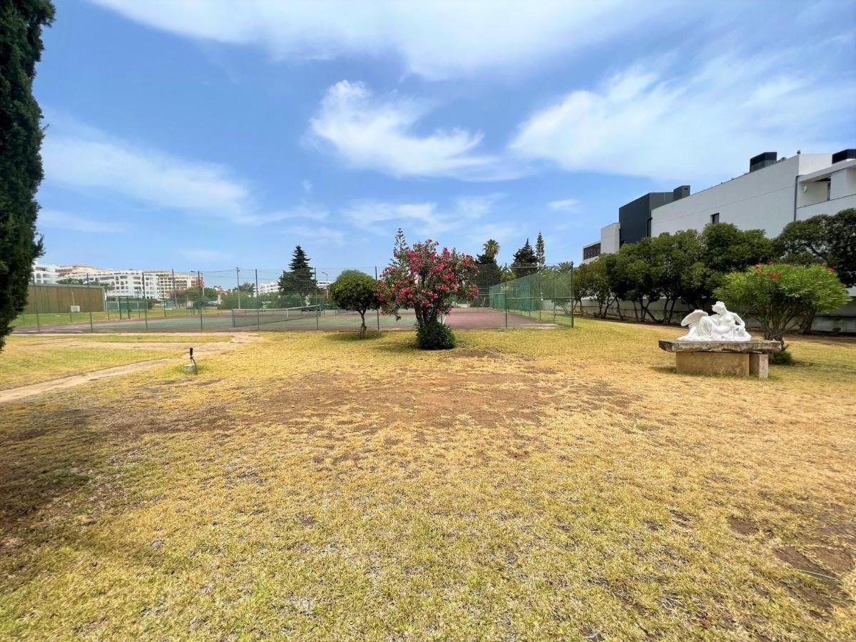 Apartamento Armacao De Pera Twins 2 With Pool By Homing Exterior foto