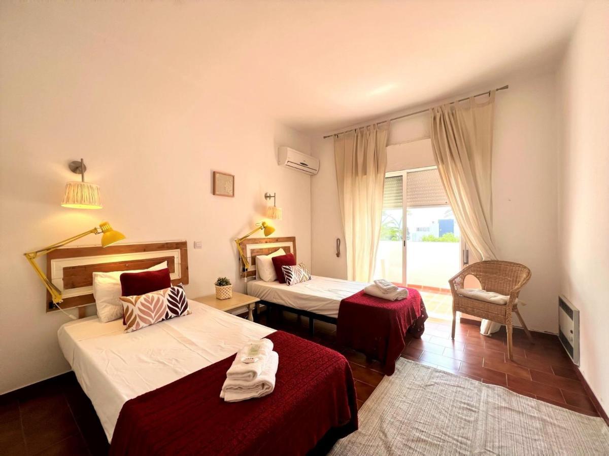 Apartamento Armacao De Pera Twins 2 With Pool By Homing Exterior foto